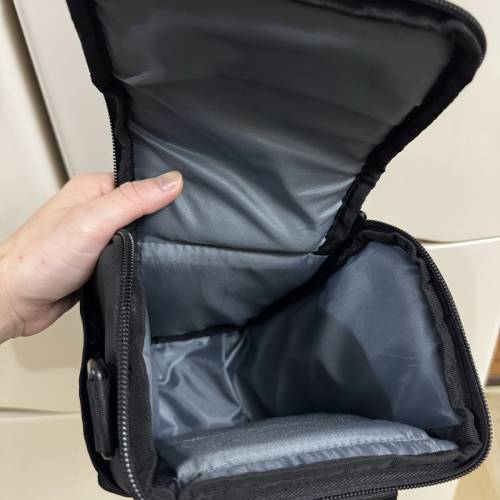 Apex 黑色相機袋斜挎包(附有帶)(順豐寄包運費）