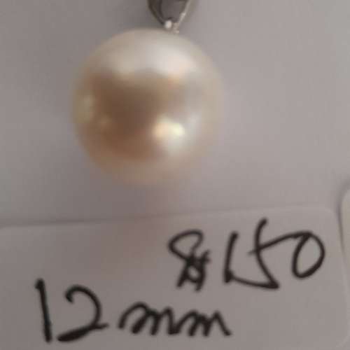 一手三款貝珠shell pearl 吊咀，8/12/14.mm 配上純銀扣，及24寸不銹鋼頸鏈。三套共...