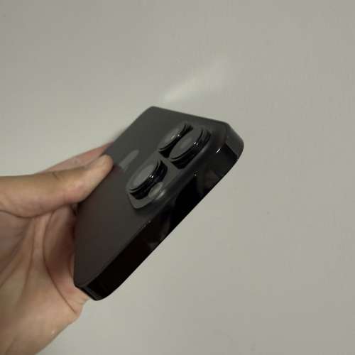 iPhone 14pro 256gb,港行雙卡，電池健康度89,有套有貼，所有原裝，所有功能正常！不...