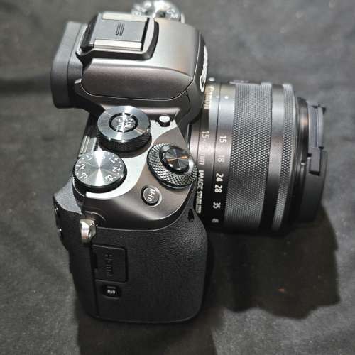 canon EOS M5 + 15-45 IS STM 佳能 冇盒冇單冇證冇罩 鏡片通透冇花冇霉 跟2電一充連...