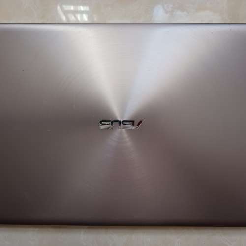 Asus UX510U/15.6”LED/i5-7200U 2.50GHz/8GB DDR4 Ram/256GB SSD/85%New NB