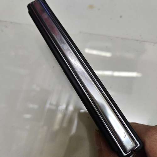samsung fold 4 12+512 5G黑色國際版送ticwatch 手錶