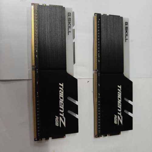 G.Skill Trident Z RGB DDR4 3200MHz CL16 32GB X 2 共64GB