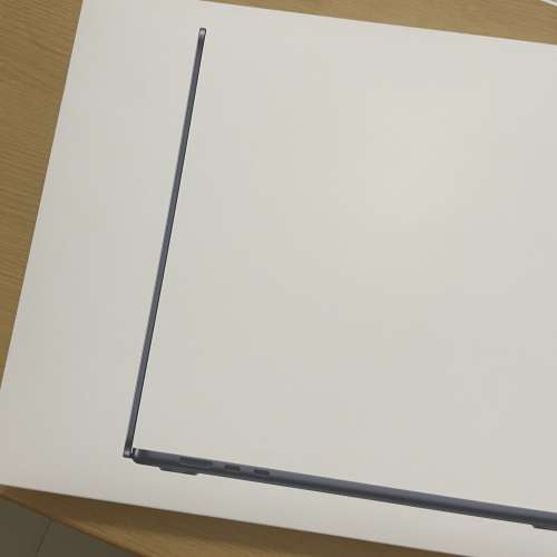 全新未開封15’’寸MacBook Air M4 16+512