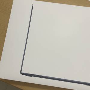 全新未開封15’’寸MacBook Air M4 16+512