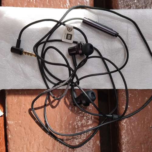 小米圈鐵耳機2 黑色 3.5頭 [***99%新] (***代老友賣)