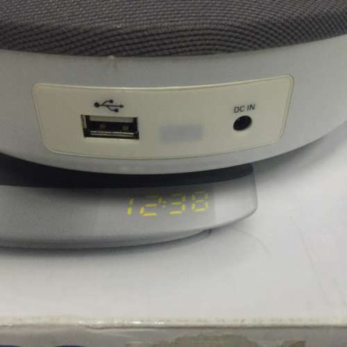 PHILIPS Docking Clock Speaker for iPhone lightning USED 飛利浦底座時鐘喇叭