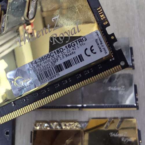 i7 7700K + Z270F + g.skills DDR4 3600 32gb (4 x 8G) 兩金兩銀 + NZXT水冷散熱