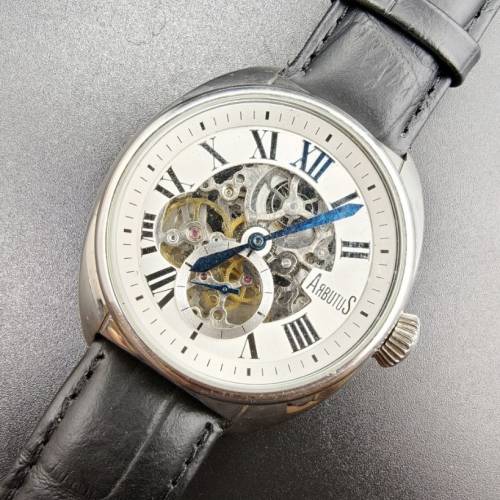 Arbutus 5th Ave Automatic AR1701