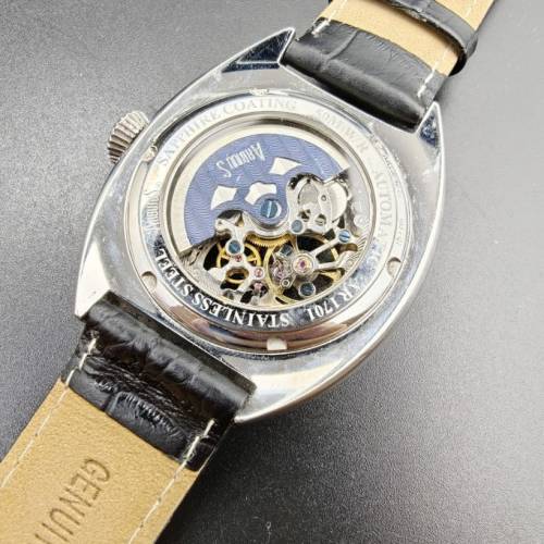 Arbutus 5th Ave Automatic AR1701