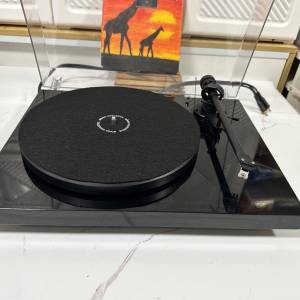 奥地利寶碟 DEBUT III 黑膠唱盤（PRO-JECT )