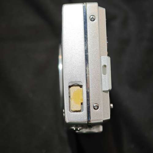 Samsung L100 CCD 三星 85%new 冇盒冇單冇證 跟2電一充連手繩 功能全正常 鏡片通透...