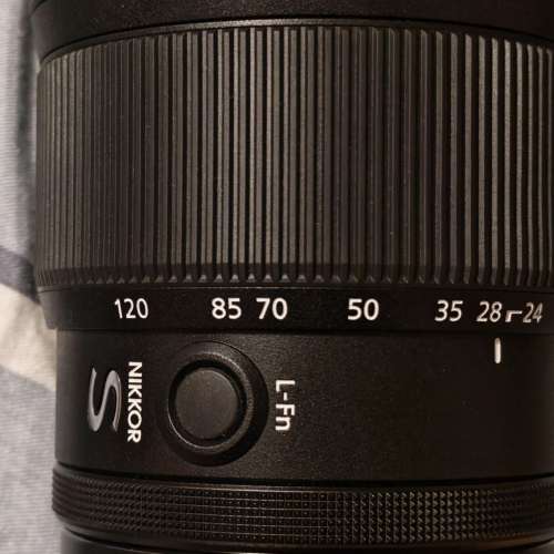 Nikon Z24-120 S 4