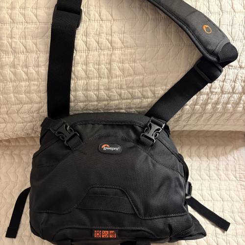 Lowepro Inverse 100 AW