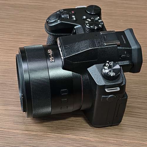 Panasonic FZ1000 M2 25-400mm