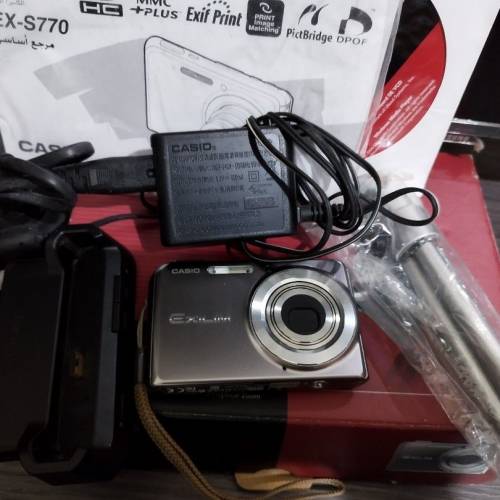 （已壞） Casio Exilim  EX-S770 數碼相機