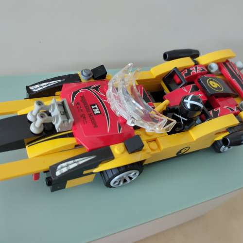 LEGO跑車兩架