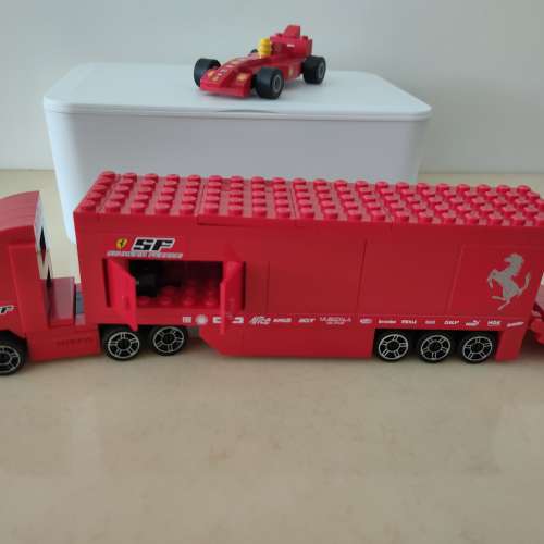 LEGO跑車貨櫃車
