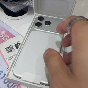 出售Iphone 17 pro 系列（即日開盒激活）