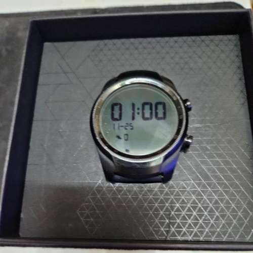 samsung fold 4 12+512 5G黑色國際版送ticwatch 手錶