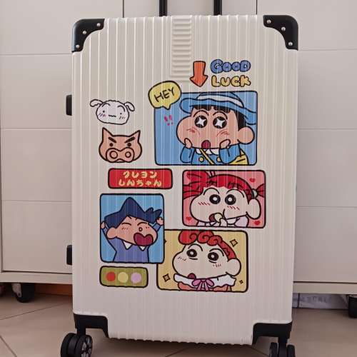 蠟筆小新 22 吋旅行喼/ 行李箱 22 inch suitcase / baggage / luggage