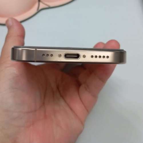 iPhone 16pro 256gb,港行雙卡極新，電池健康度90，冇修冇拆，所有原裝，所有功能正常...