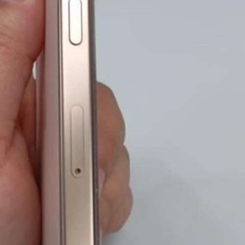 iPhone 16pro 256gb,港行雙卡極新，電池健康度90，冇修冇拆，所有原裝，所有功能正常...