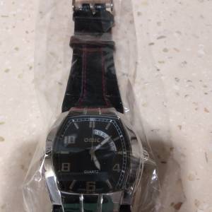 Omic男裝手錶黑色錶帶