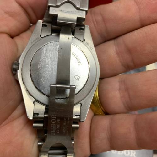 自售帝舵領潛黑鈦土豆領潛系列帶高檔表盒