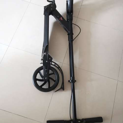 成人中童滑板車 前後避震 性能良好