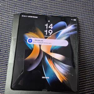 Fold 4 / 512 g / 行貨，己過保用 / 新淨/ 無花 / 無燒屏