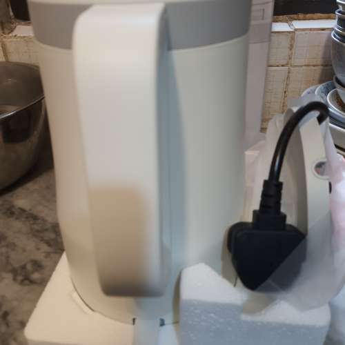 無線雙層電熱水壺-附可鎖壺蓋(1.5公升)