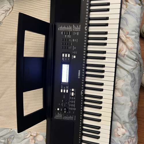 Yamaha  PSR-E373 電子琴