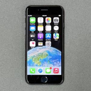 Apple iPhone 8 64GB Black Color 黑色 所有功能操作正常 屏幕有花見相片