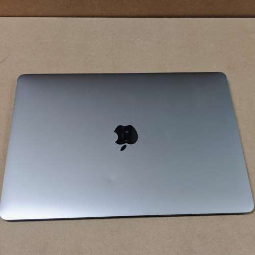 苹果电脑 Macbook pro 2017款 13寸 (2手)8+128G MRE82LL\A