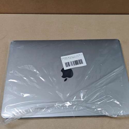 苹果电脑 Macbook pro 2017款 13寸 (2手)8+128G MRE82LL\A