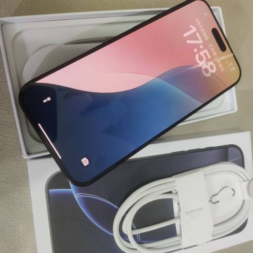 iphone 16 pro max 512 黑。