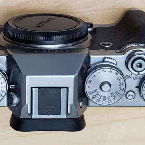 Fujifilm X-T2 Graphite Sliver Body ( 富士 xt2 炭灰銀色 特別版 淨機身) - 95%New