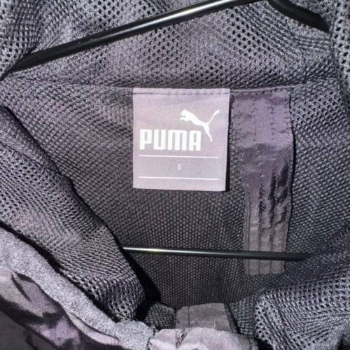 Puma女裝黑色風褸外套s碼（只限葵涌交收或順豐到付