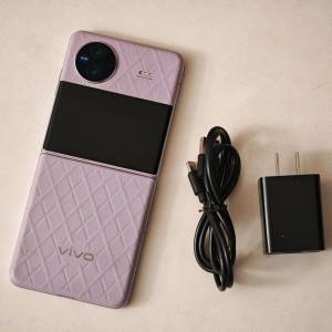 80%新 Vivo X Flip 一代 12+256GB 紫色 摺機 ZEISS鏡頭 屏幕有線 XFlip