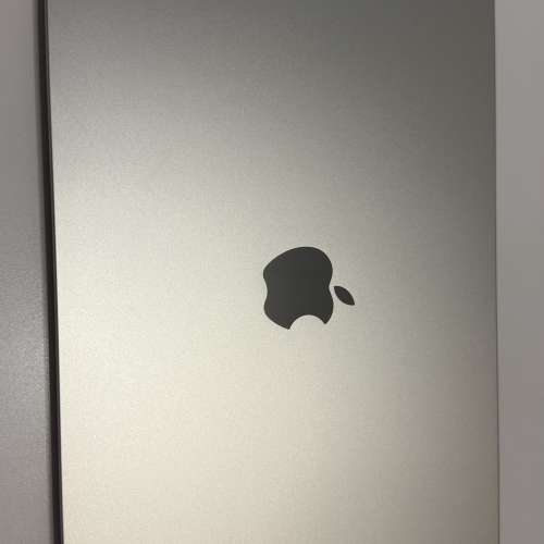 MacBook Air (M2) 13.6