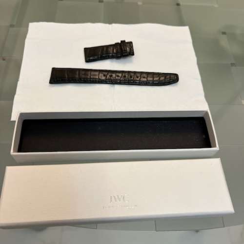 IWC 全新 Portugieser 鱷魚皮錶帶