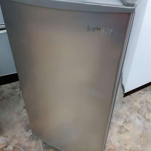 8成新Fortress 豐澤小型雪櫃