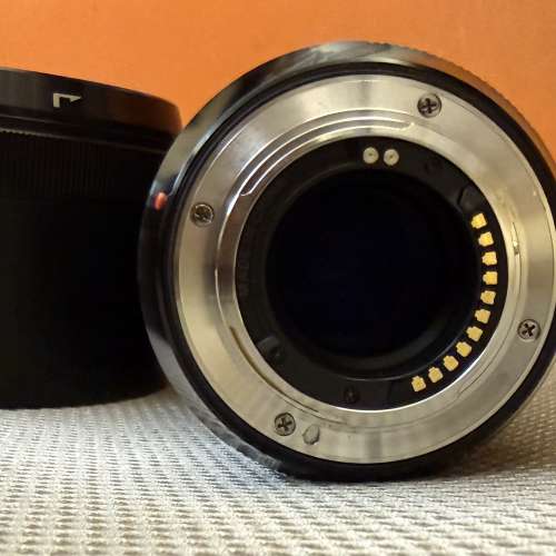 OLYMPUS  ED 40-150 f2.8 PRO