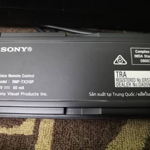 SONY原裝聲控搖控器同19.5V原裝火牛1套(100%運作全正常)