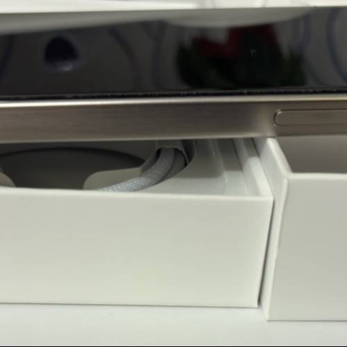 iphone 15 pro max 512gb (MU2V3ZA/A)