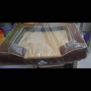 Sealy啡色全新 Sealy Dog Bed Brown寵物床