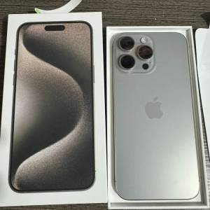 iPhone 15pro max 256gb,港行冇花，冇拆冇修，所有原裝，所有功能正常，全套齊有單...