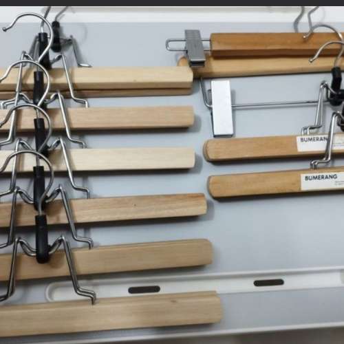 宜家傢俬 IKEA 掛衫衣裙褲架（10 個）bumerang hangers for dress pants and clothes