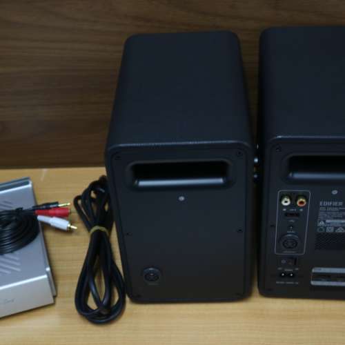 Edifier QR65 Halo 2.0 bluetooth 喇叭一對